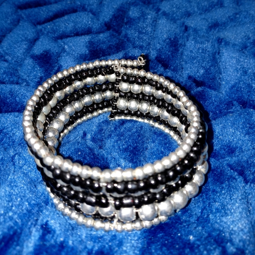 Silver and black beaded bracelet
